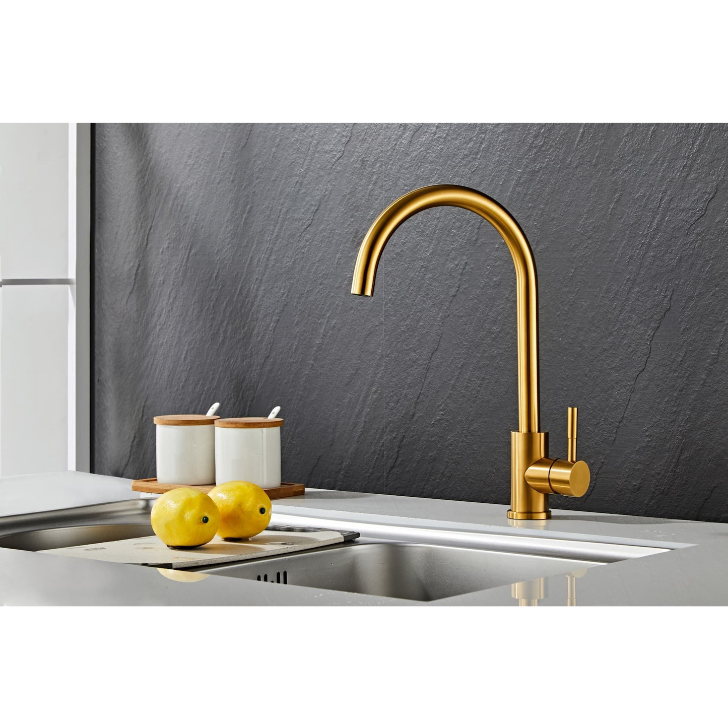 Kitchen faucet w/curved spigot - Brushed gold