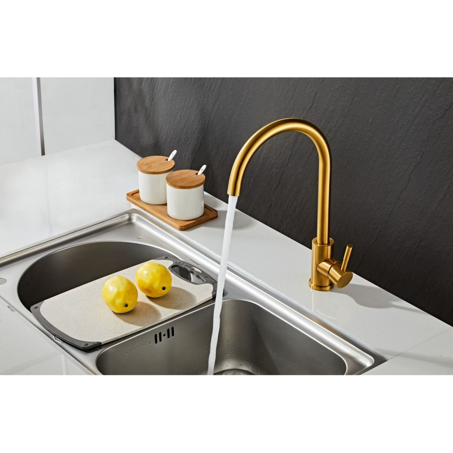 Kitchen faucet w/curved spigot - Brushed gold