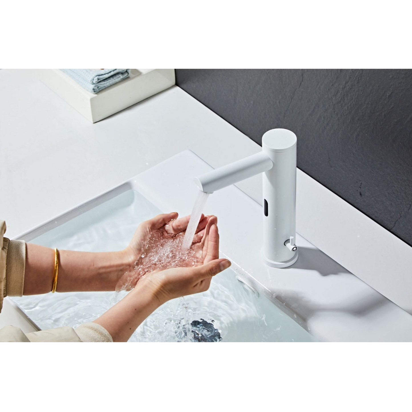 washbasin fitting w/sensor - Matt white