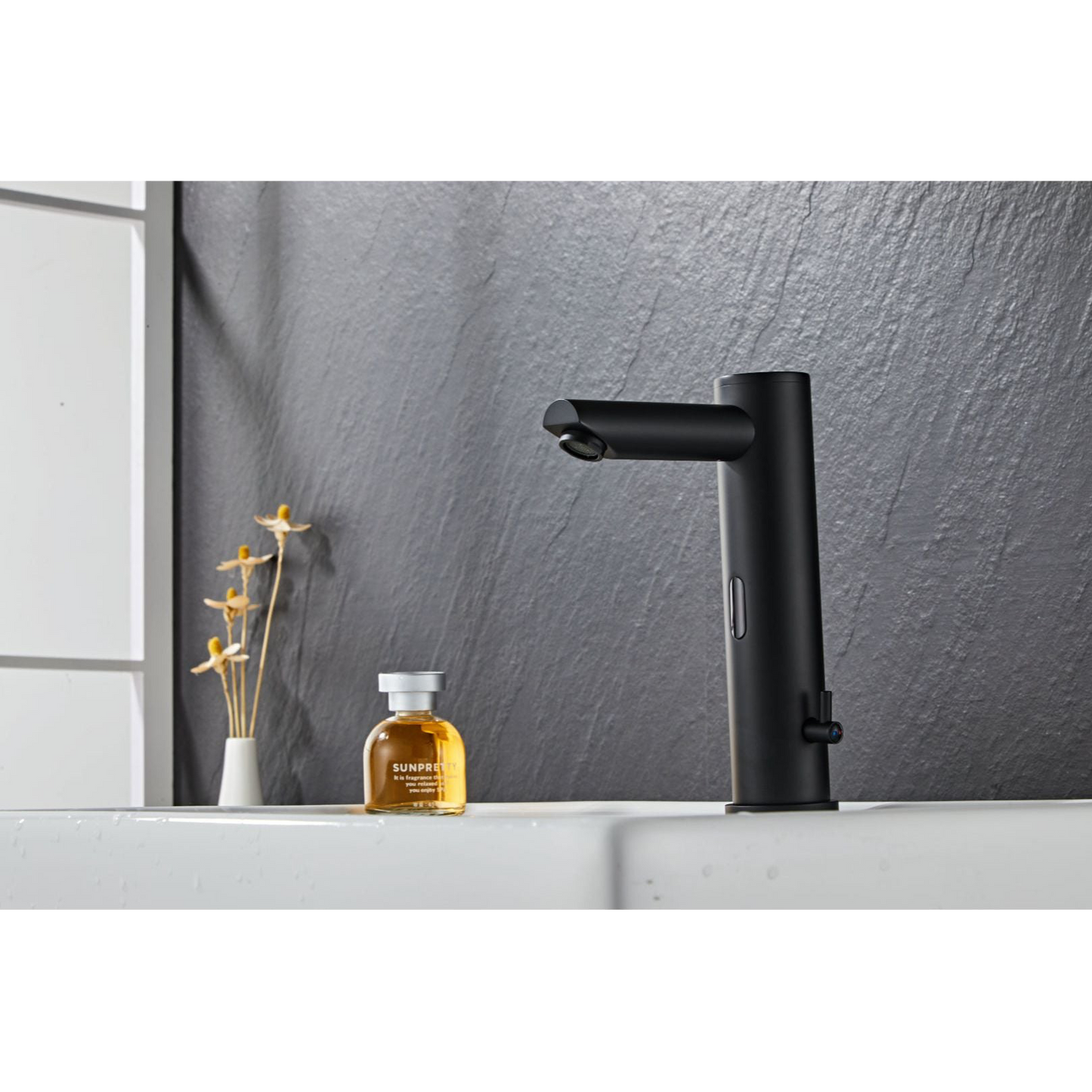 Washbasin fitting w/sensor - Matt black