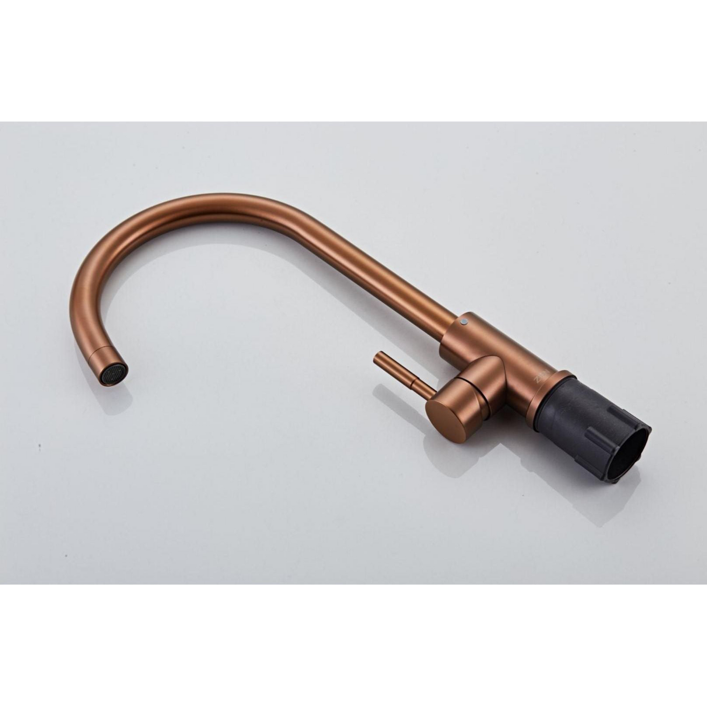 Kitchen faucet w/curved spigot - Copper